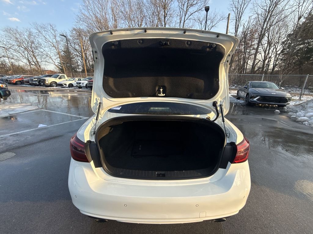 Used 2022 INFINITI Q50 Sensory image 23
