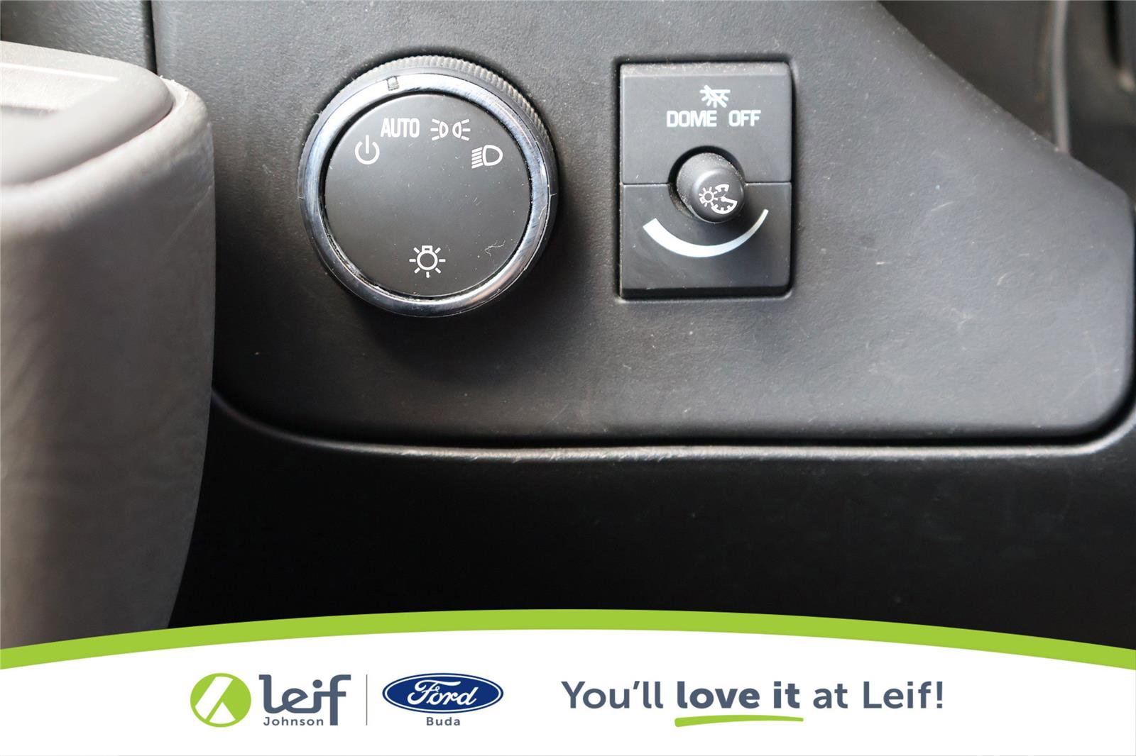 Used 2022 Chevrolet Express 4500 Extended w/ Power Convenience Package image 17