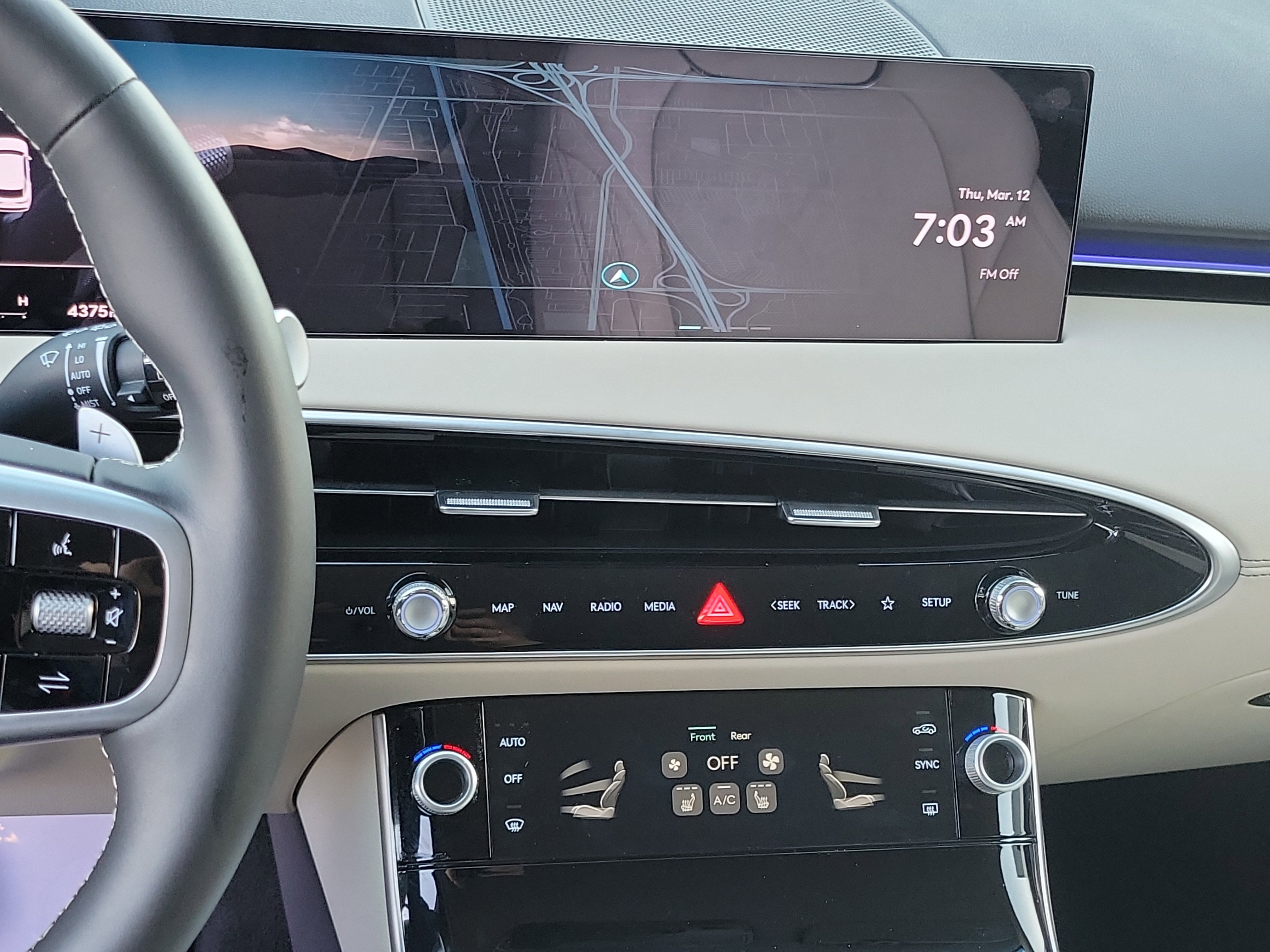 Certified 2026 Genesis GV70 2.5T image 14