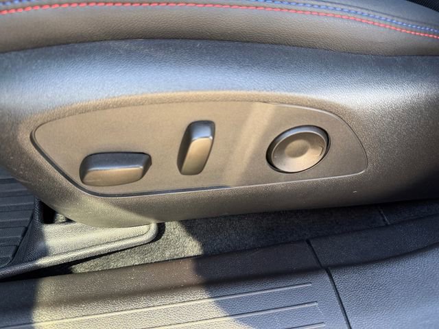 Used 2025 Chevrolet Equinox EV RS image 16