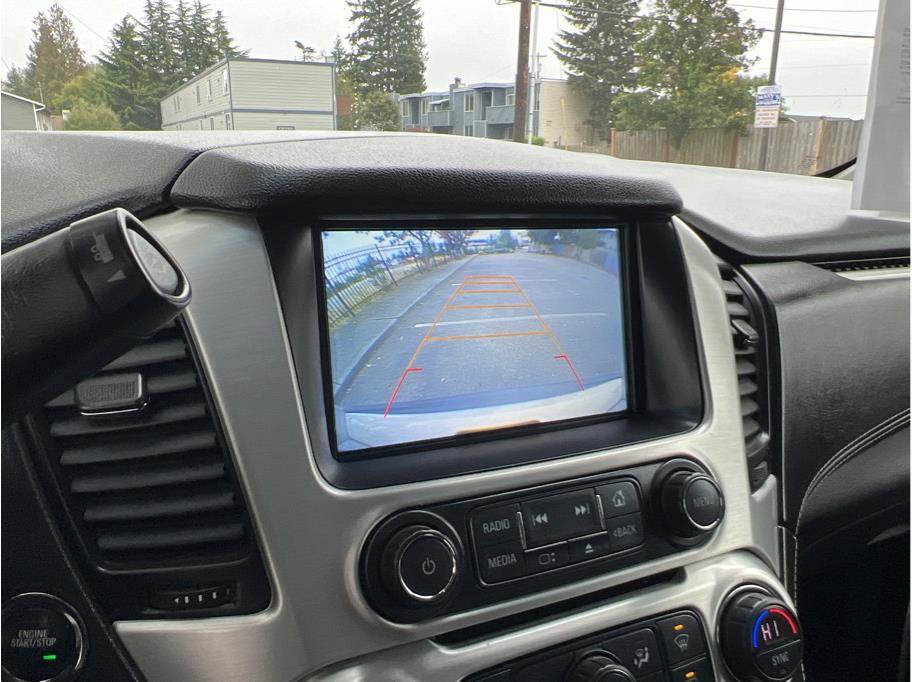 Used 2017 GMC Yukon XL SLT image 11