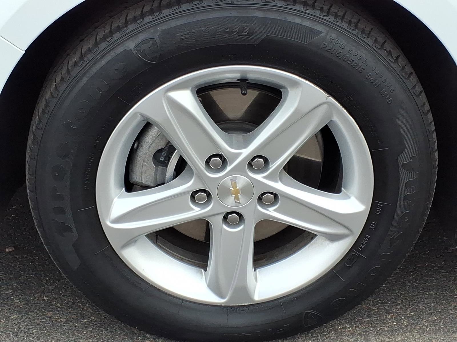 Used 2025 Chevrolet Malibu LS image 9