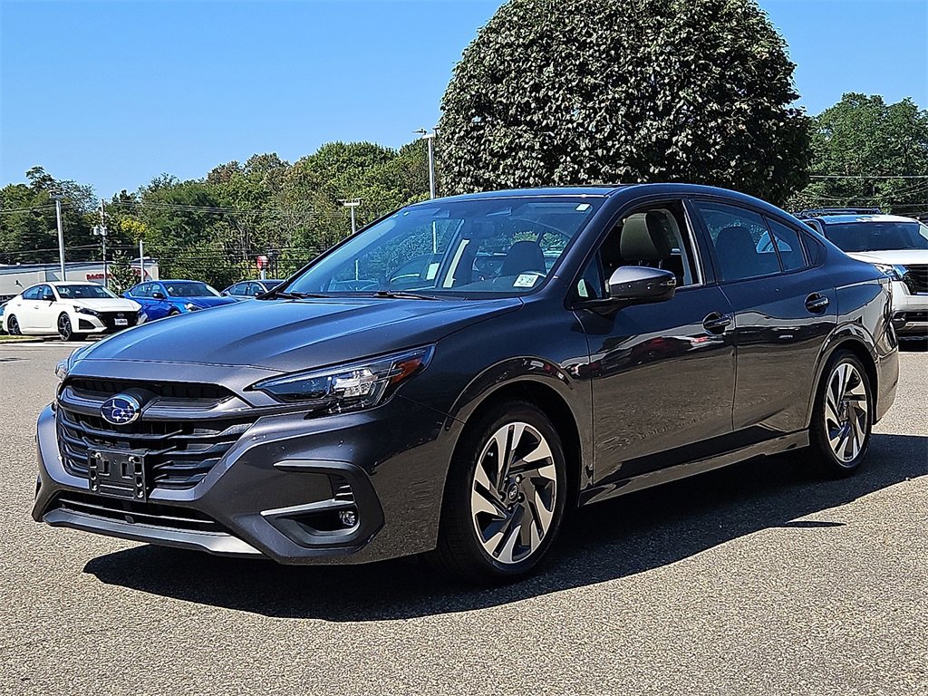 Used 2024 Subaru Legacy Limited image 3
