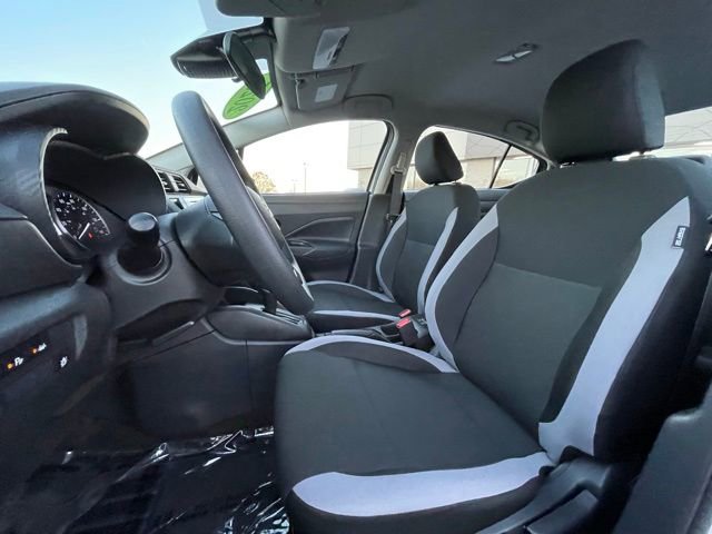 Used 2025 Nissan Versa S w/ Trunk Package image 25