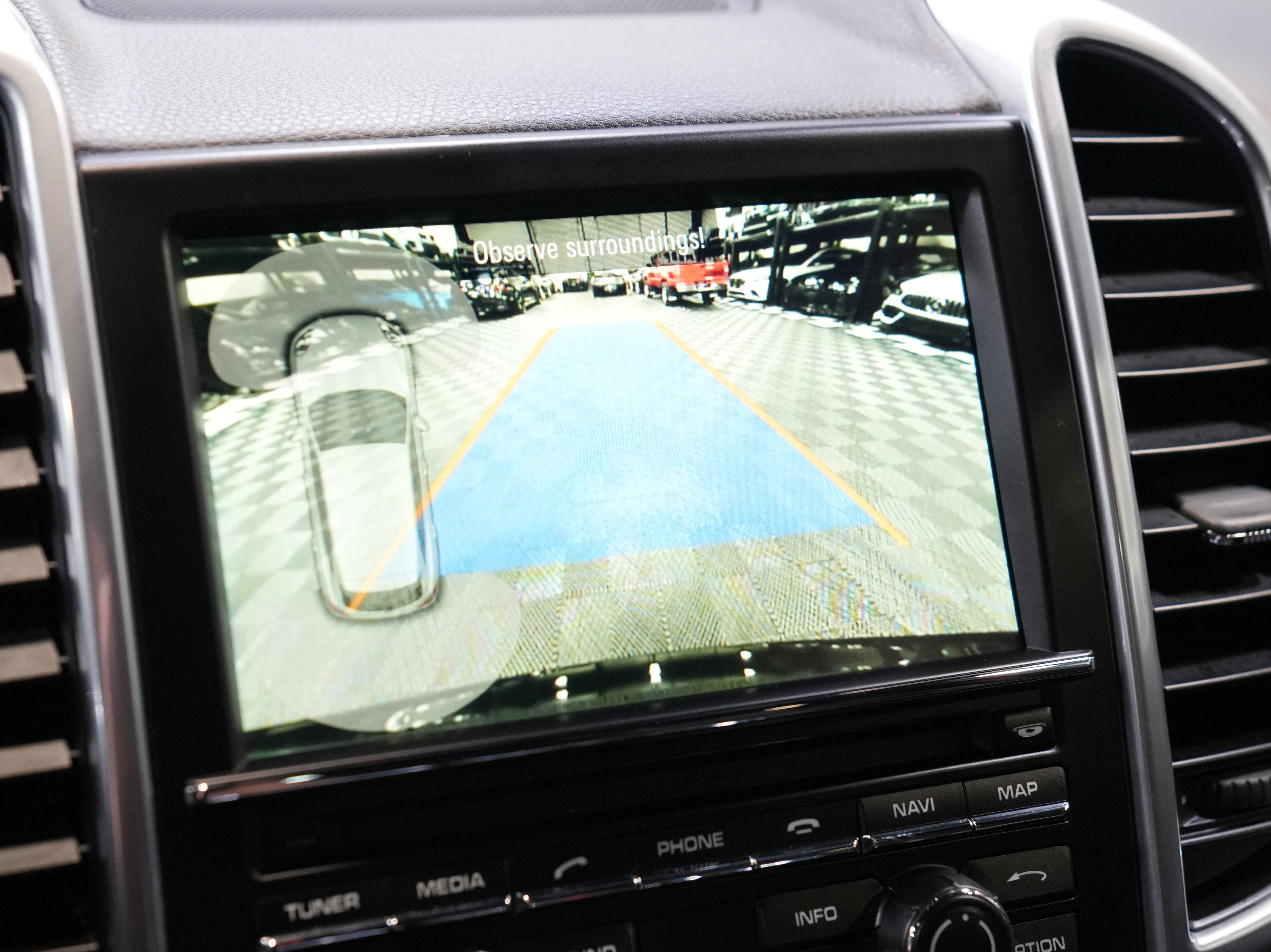 Used 2016 Porsche Cayenne GTS image 48