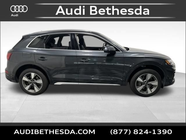 Used 2023 Audi Q5 2.0T Premium w/ Convenience Package AWD/4WD image 4