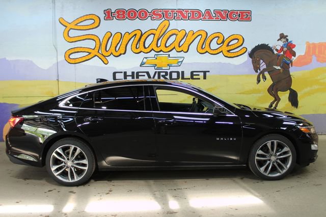 Used 2022 Chevrolet Malibu LT FWD image 1
