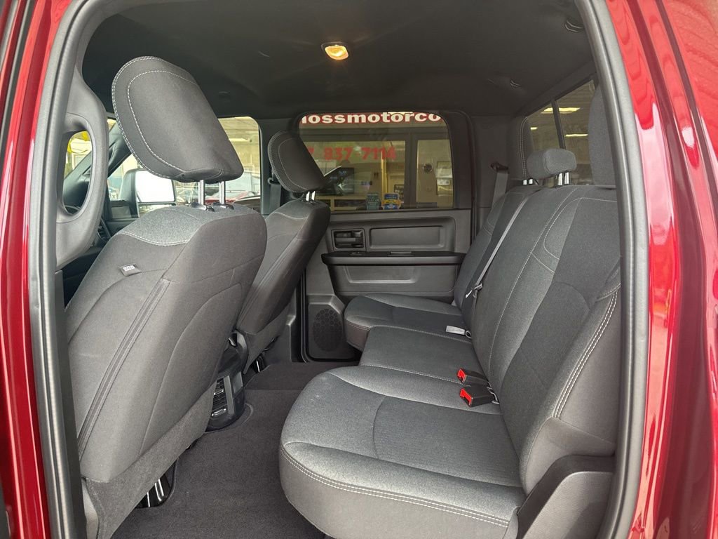 Used 2024 RAM 3500 Tradesman w/ Chrome Appearance Group image 17