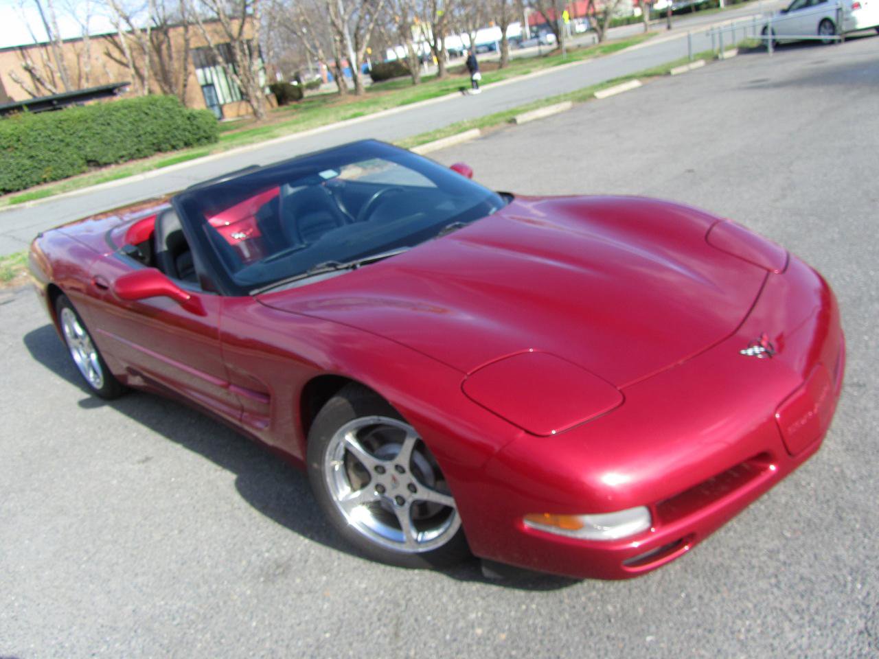 Used 2001 Chevrolet Corvette Convertible w/ Preferred Equipment Group2 image 3