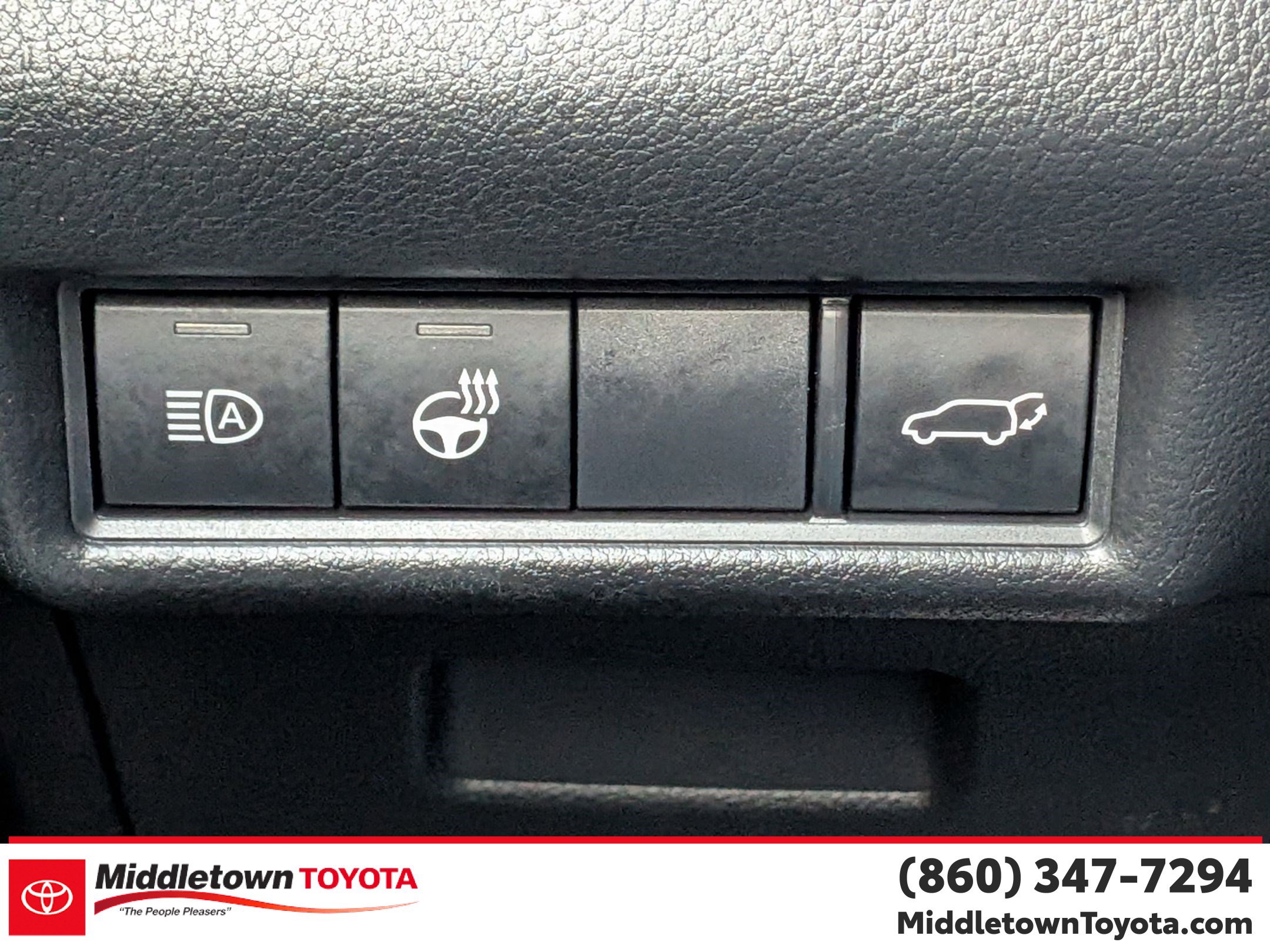 Used 2024 Toyota Grand Highlander Limited image 18