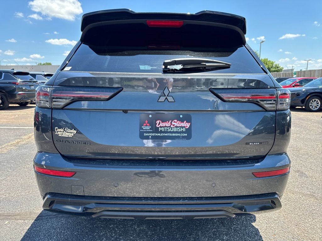 New 2026 Mitsubishi Outlander SEL FWD image 5