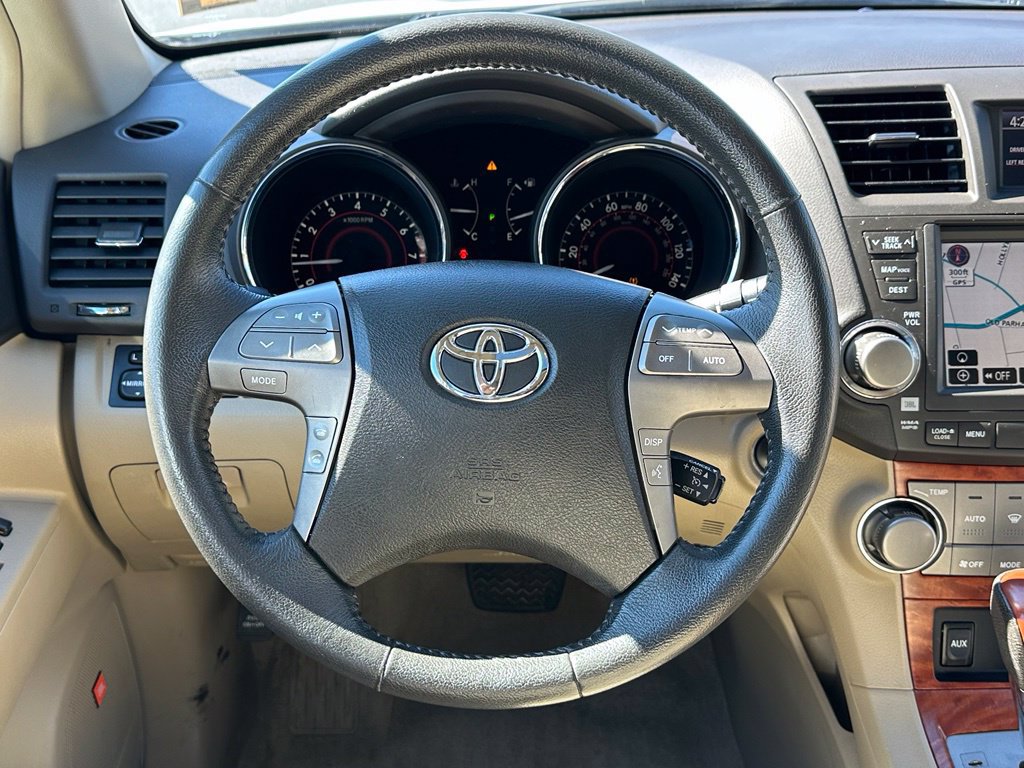 Used 2010 Toyota Highlander Limited w/ Extra Value Pkg 8 AWD/4WD image 29