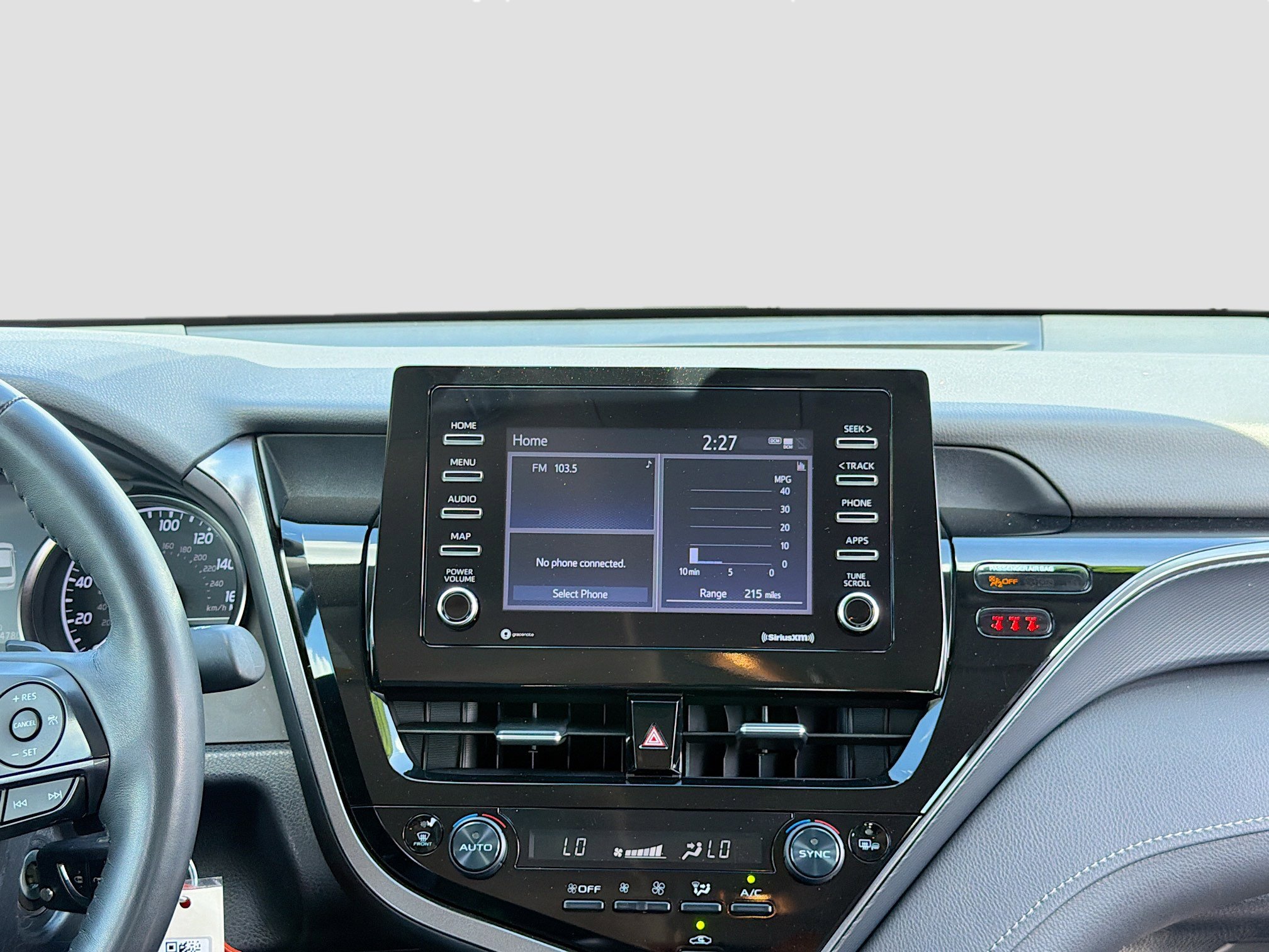 Used 2024 Toyota Camry SE w/ Cold Weather Package image 18