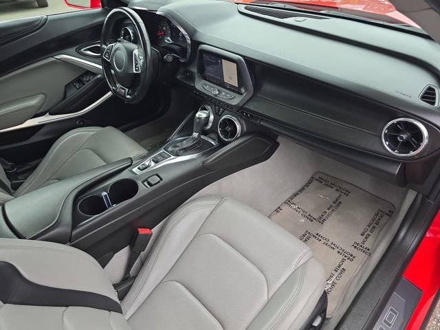 Certified 2020 Chevrolet Camaro SS image 32