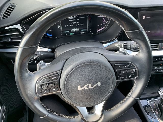 Used 2022 Kia Niro Touring Special Edition FWD image 19