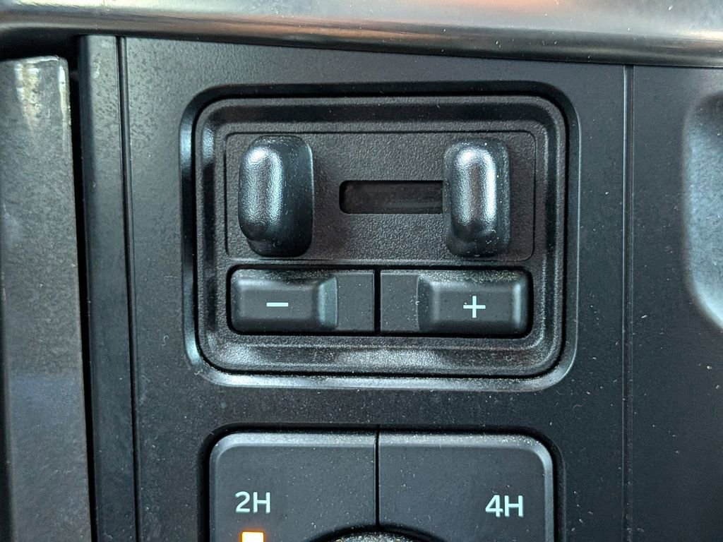 Used 2023 Ford F150 Lariat w/ Equipment Group 502A High image 25