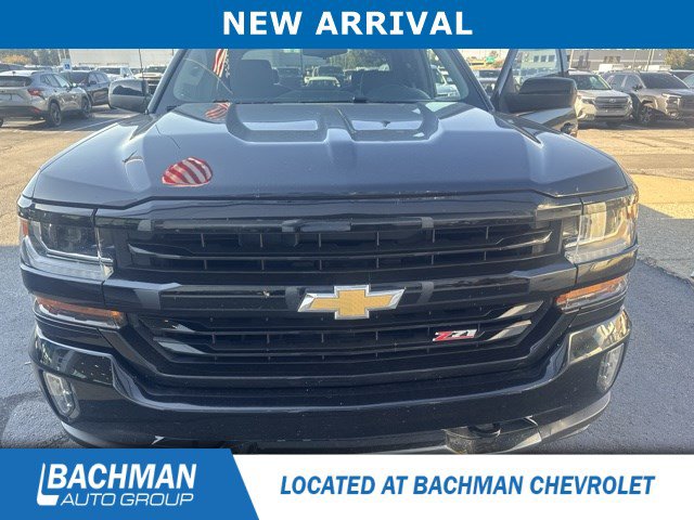 Used 2018 Chevrolet Silverado 1500 LT w/ All Star Edition AWD/4WD image 3