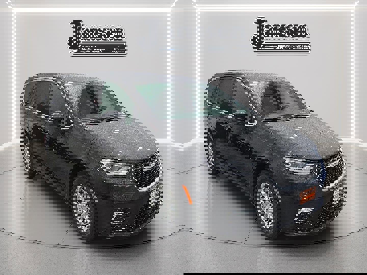 New 2026 Chrysler Pacifica Select image 5