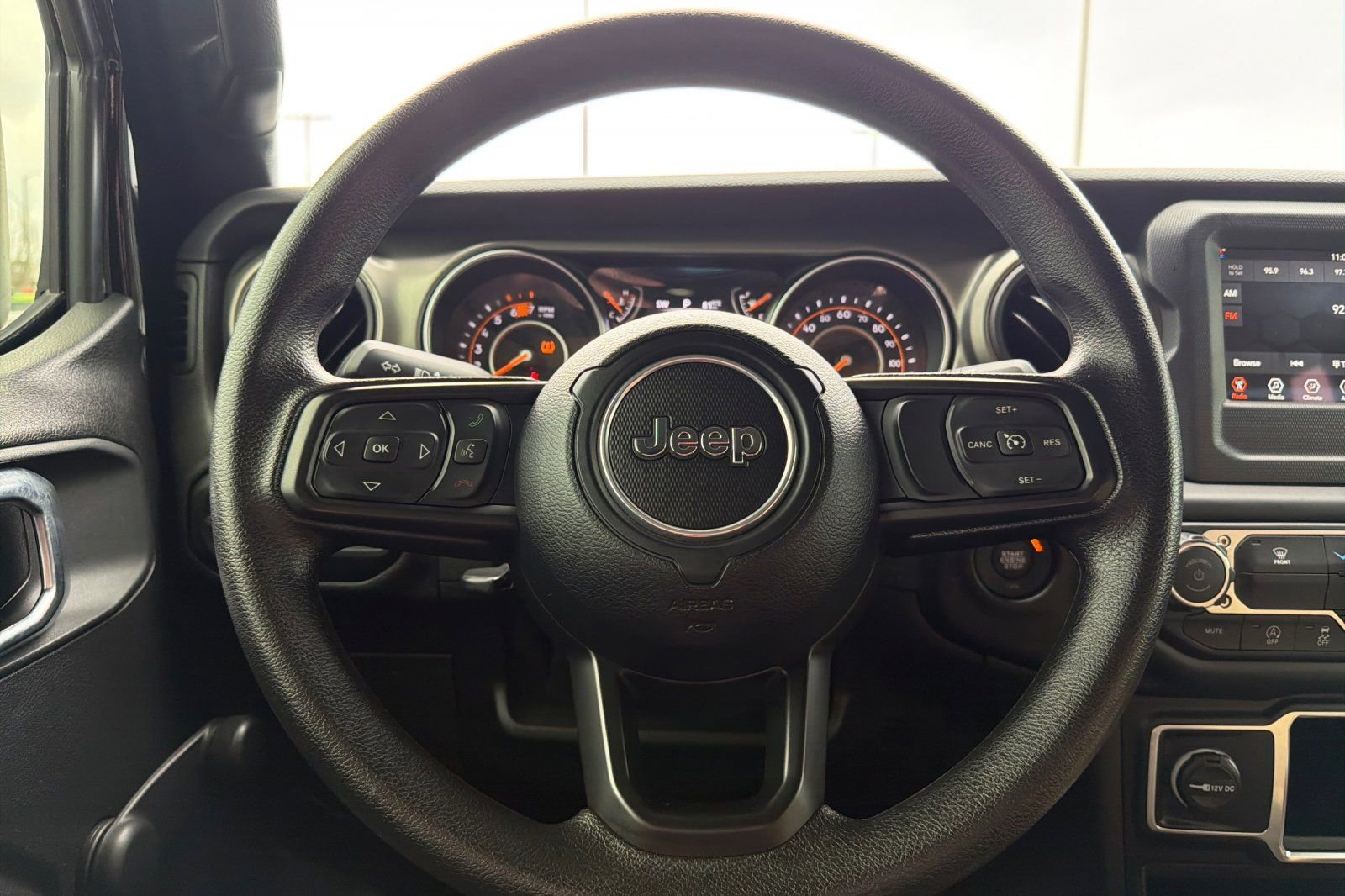 Used 2023 Jeep Wrangler Willys image 23