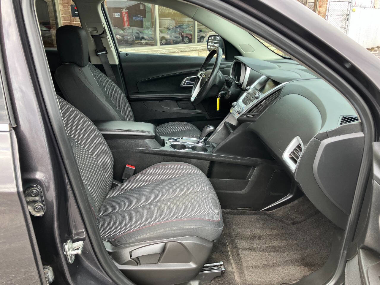 Used 2016 Chevrolet Equinox LT w/ Convenience Package image 13