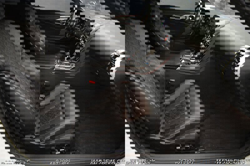 Used 2020 BMW M8 Coupe image 14