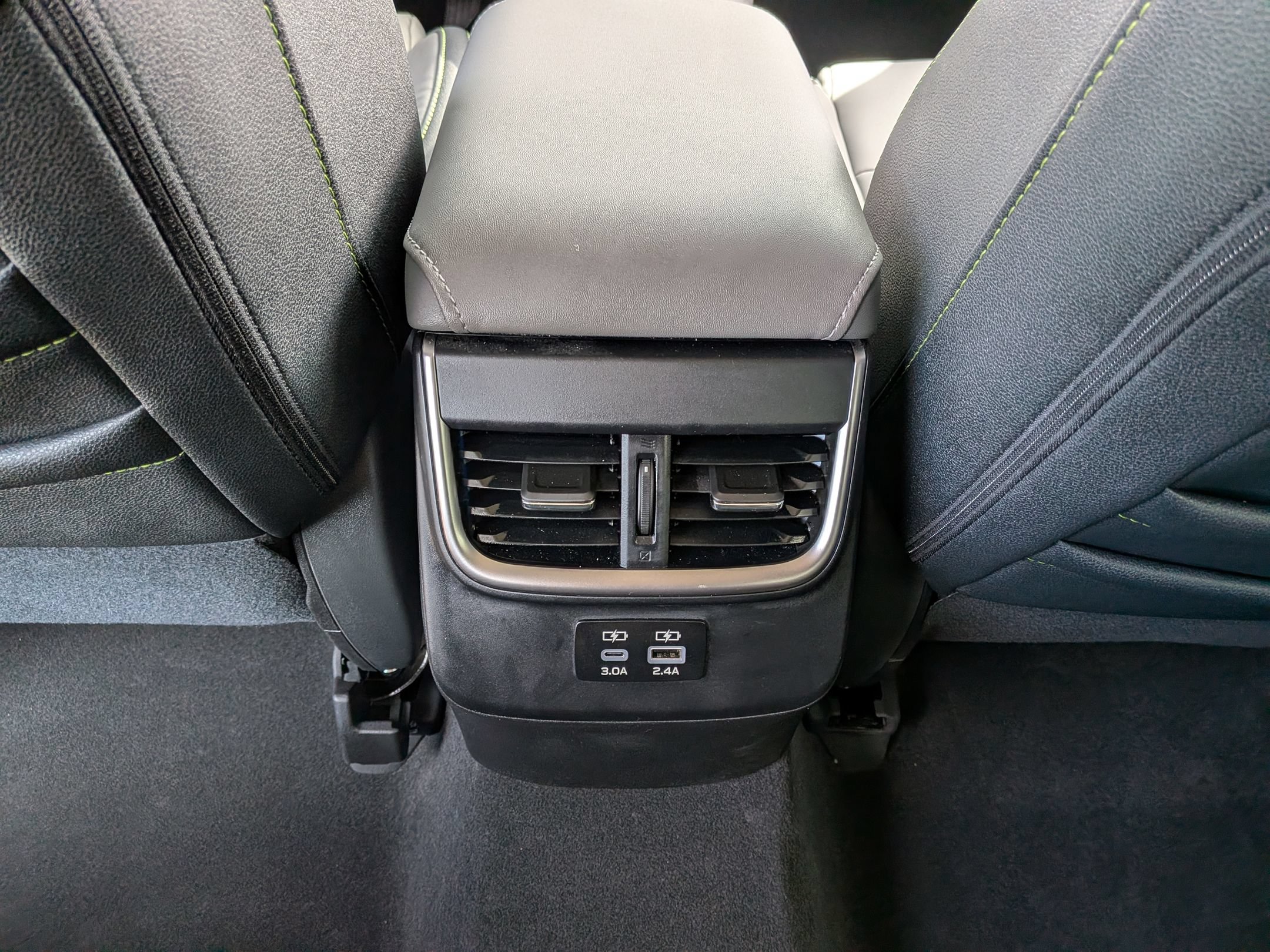 Certified 2025 Subaru Outback Onyx Edition AWD/4WD image 27