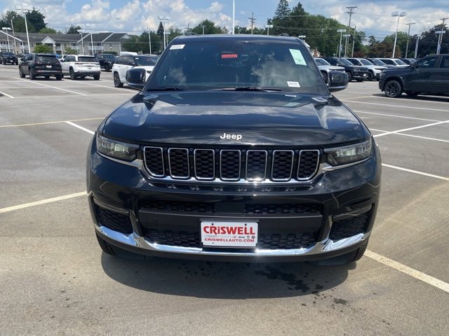 New 2025 Jeep Grand Cherokee L Limited w/ Trailer Tow Package image 10