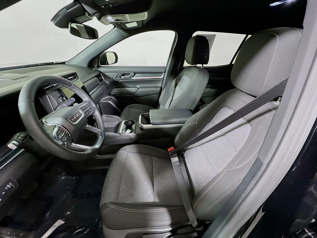 Used 2026 GMC Terrain Elevation w/ Black Edition AWD/4WD image 17