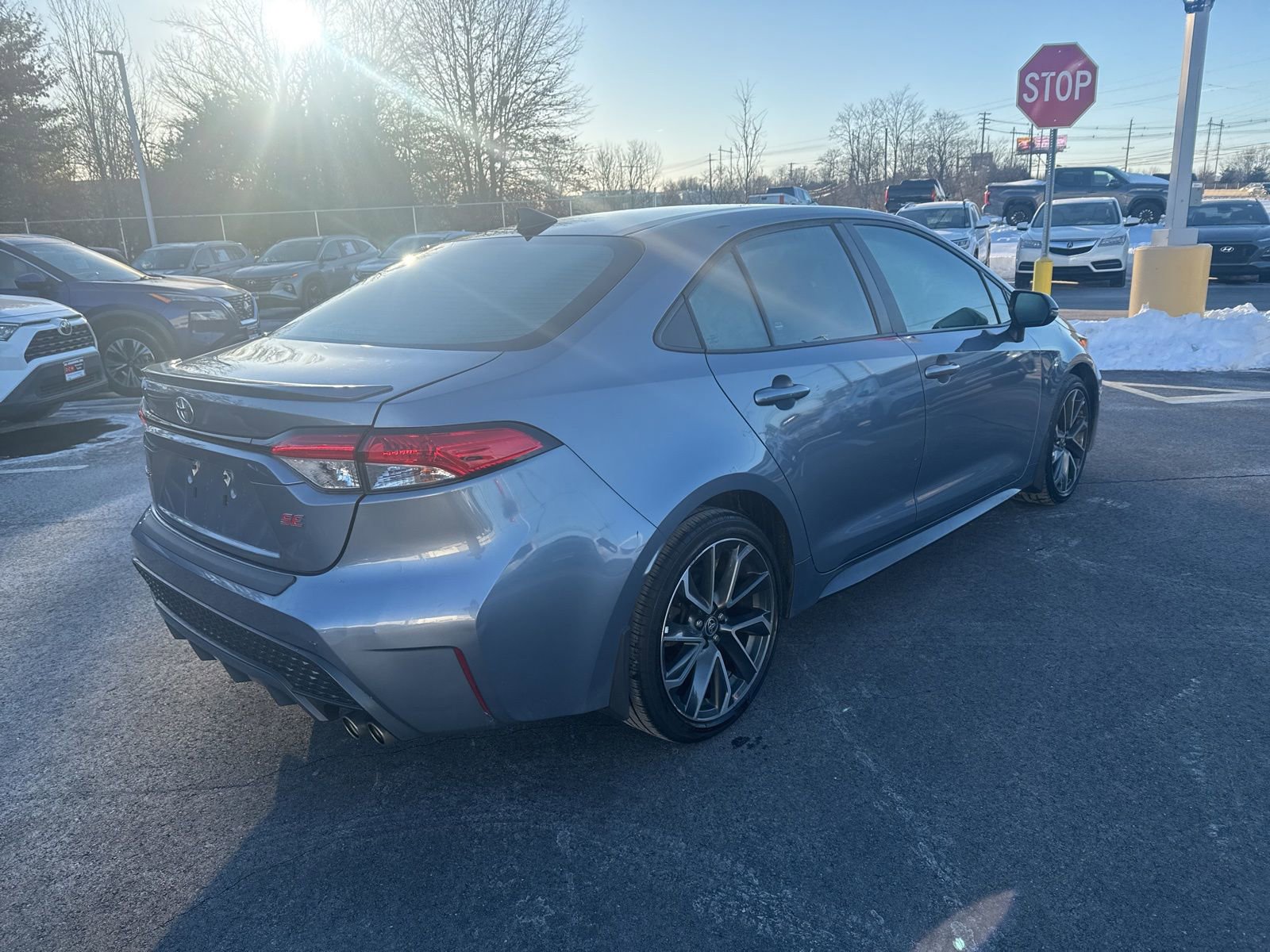 Used 2022 Toyota Corolla SE w/ Carpet Mat Package (TMS) image 5