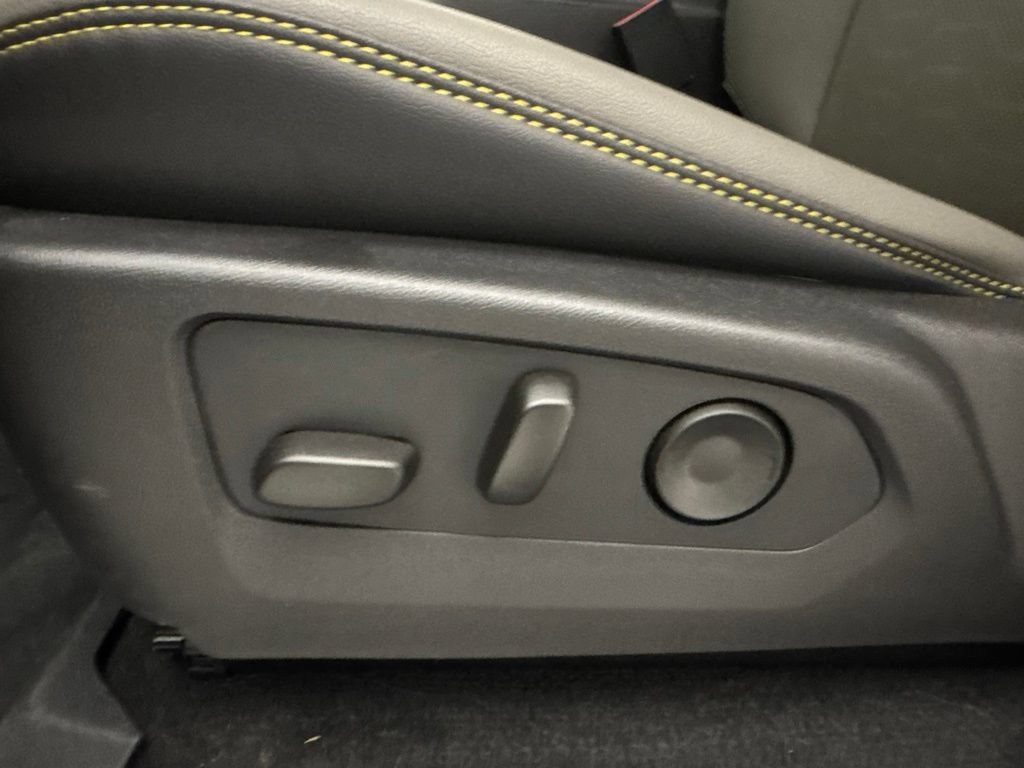 Used 2025 Chevrolet Colorado ZR2 AWD/4WD image 20