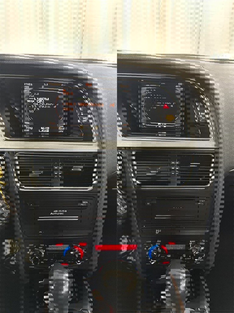 Used 2011 Audi A5 2.0T Premium Plus image 21