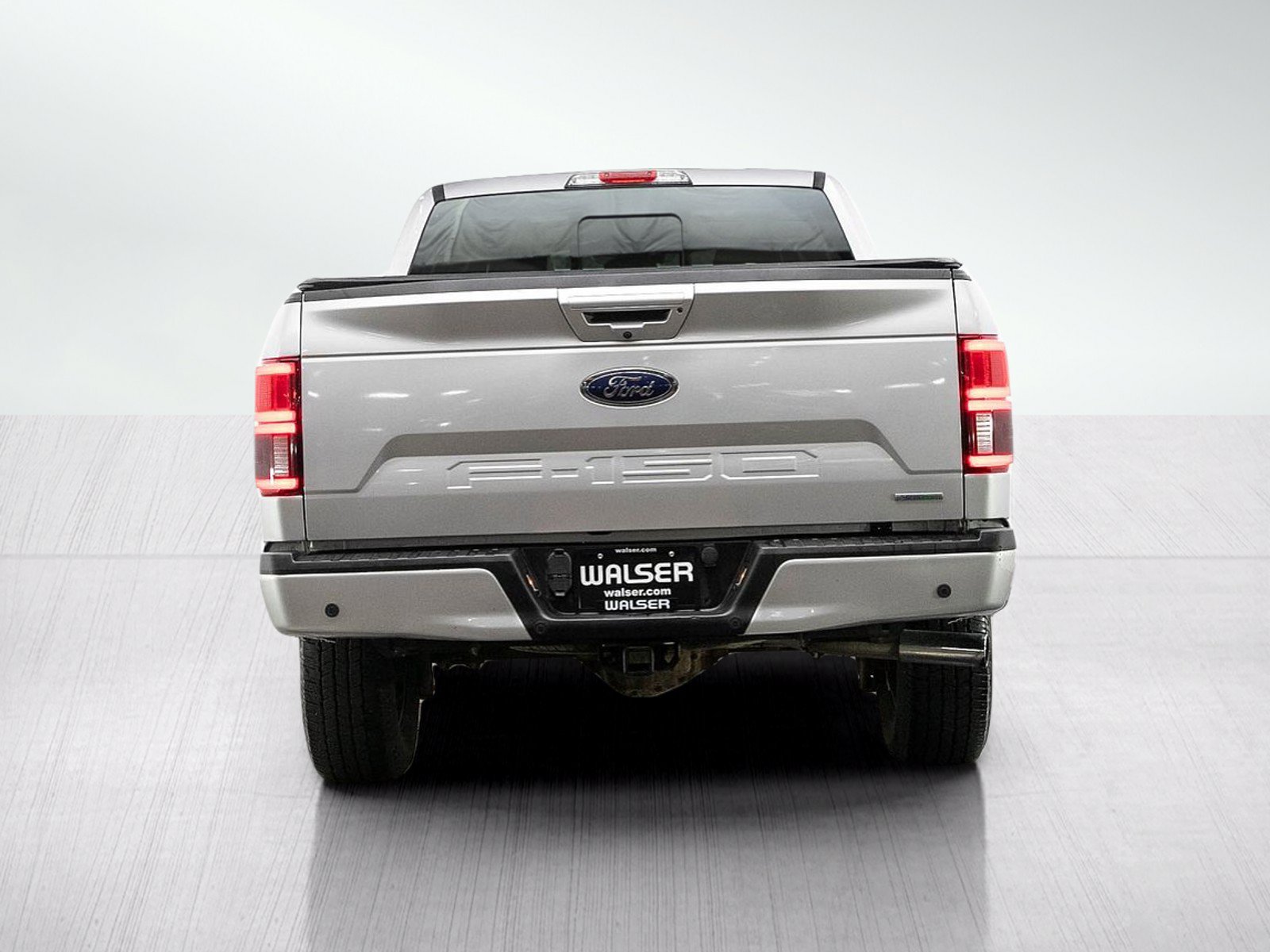 Used 2019 Ford F150 Lariat w/ Equipment Group 502A Luxury AWD/4WD image 4
