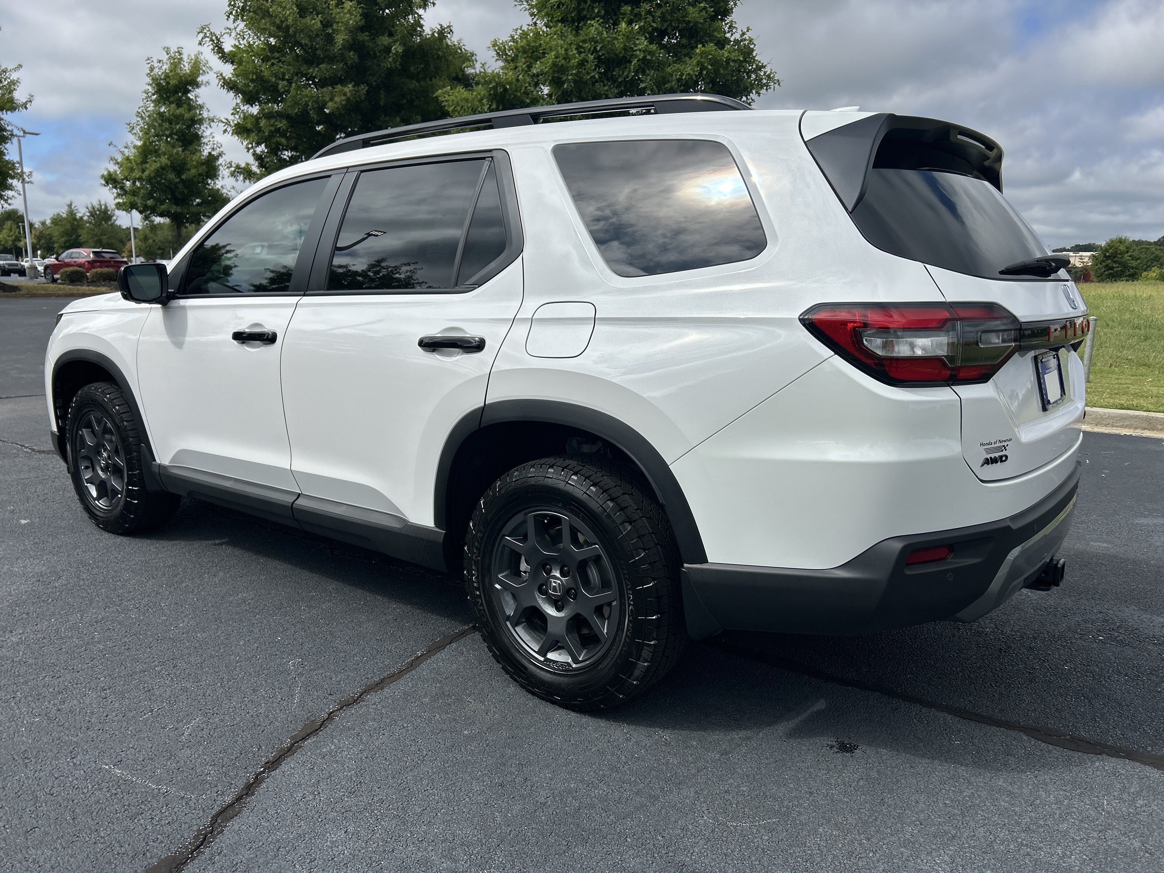 New 2026 Honda Pilot TrailSport image 7