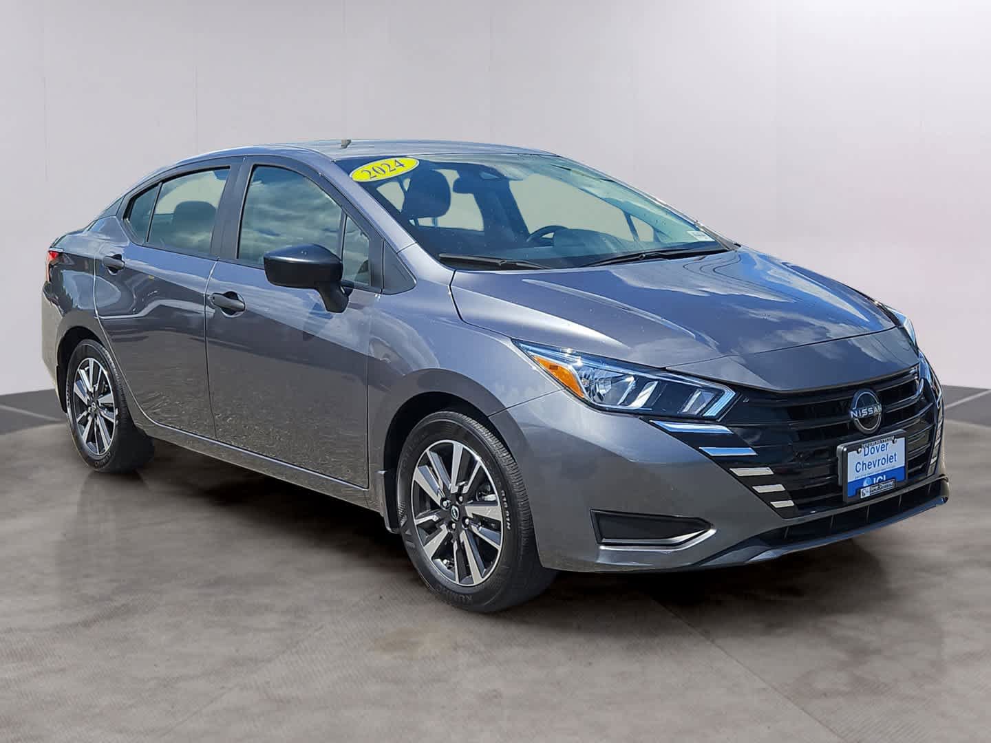 Used 2024 Nissan Versa S w/ S Plus Package FWD image 3