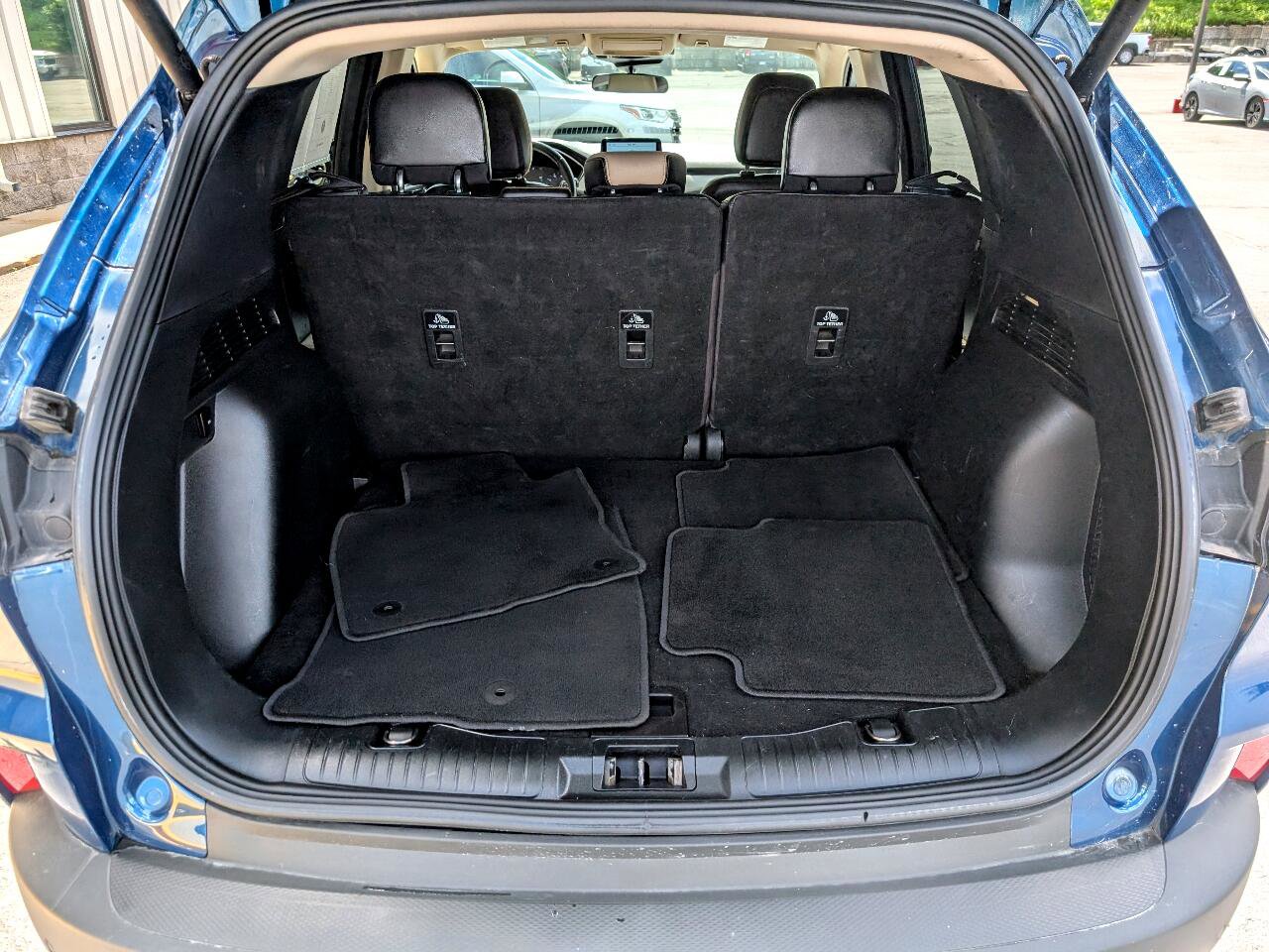Used 2020 Ford Escape SEL image 13
