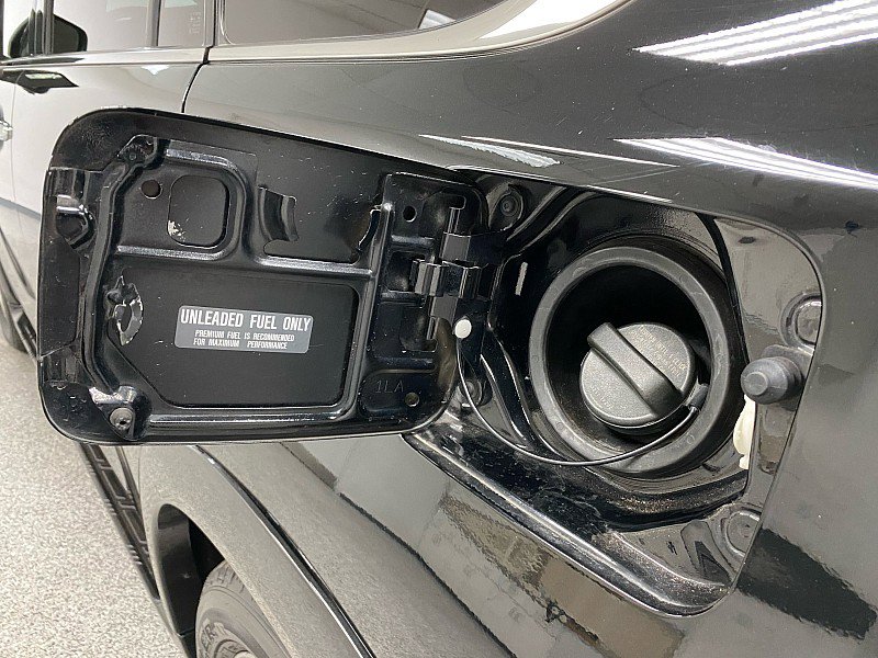 Used 2014 INFINITI QX80 2WD w/ Deluxe Touring Package image 28