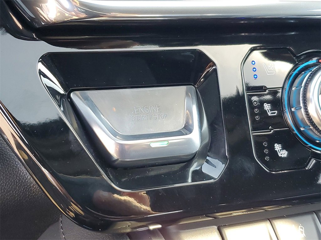 New 2026 GMC Sierra 3500 Denali w/ Denali Reserve Package image 18