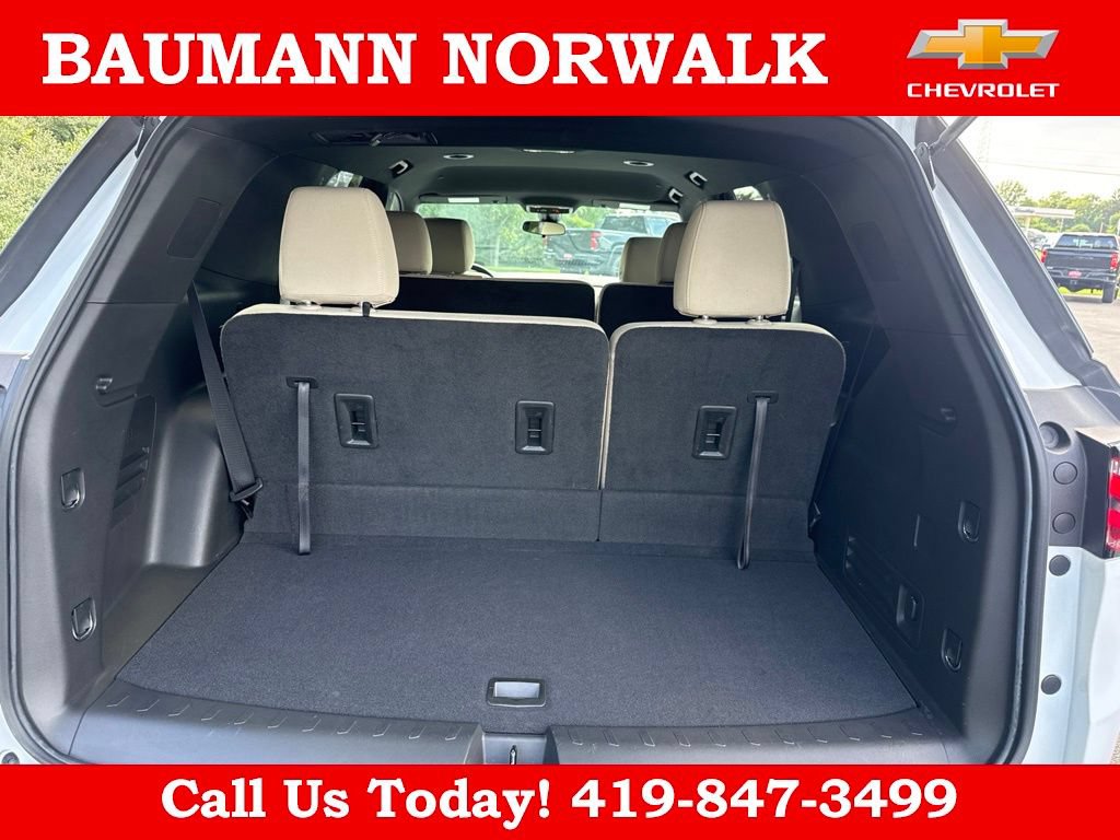 Used 2022 Chevrolet Traverse LS FWD image 32