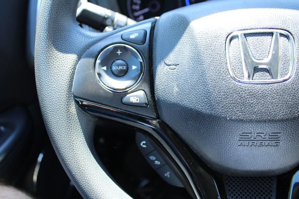 Used 2017 Honda HR-V EX image 24