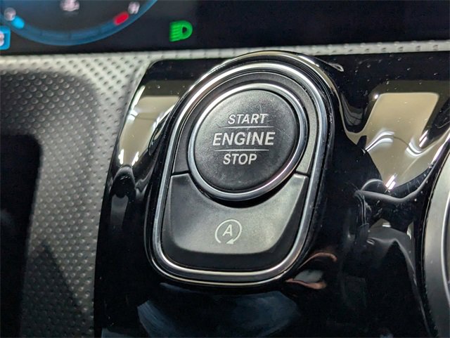 Used 2020 Mercedes-Benz CLA 250 image 22