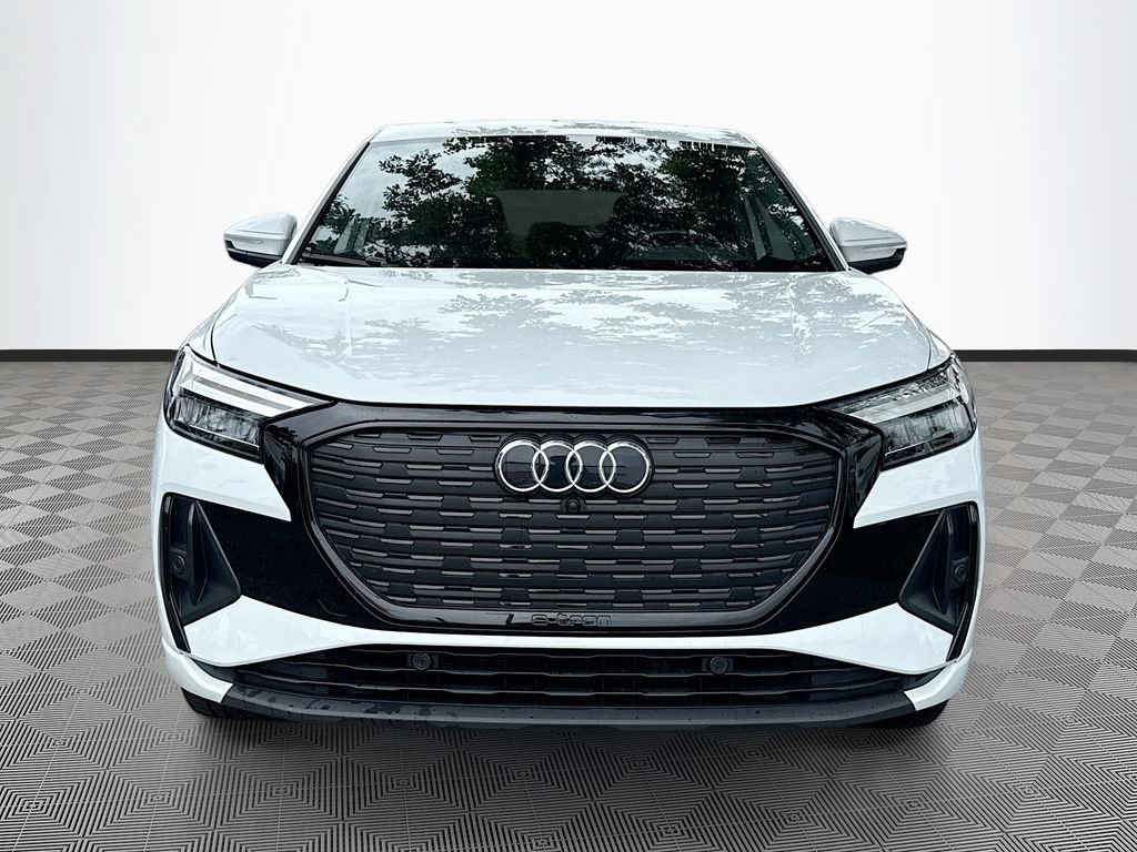 Used 2023 Audi Q4 e-tron Premium Plus w/ Premium Plus AWD/4WD image 2