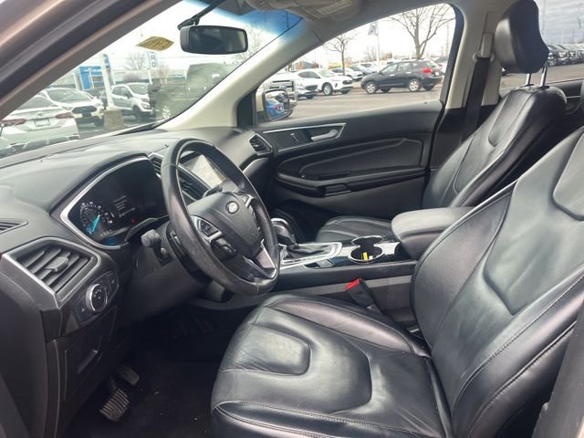 Used 2017 Ford Edge Titanium image 21