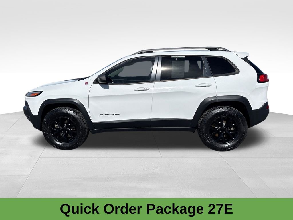 Used 2016 Jeep Cherokee Trailhawk w/ Comfort/Convenience Group image 3