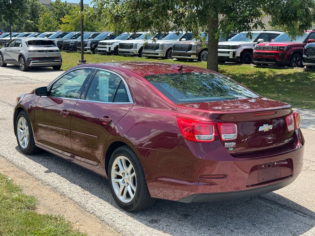 Used 2015 Chevrolet Malibu LT w/ Power Convenience Package FWD image 3