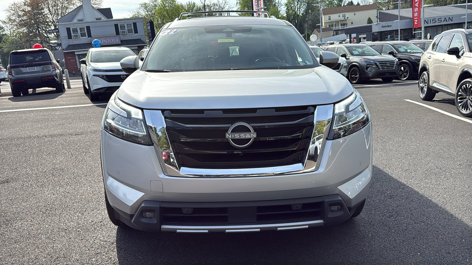 Certified 2023 Nissan Pathfinder Platinum AWD/4WD image 2
