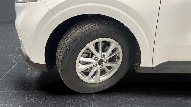Used 2024 Kia Carnival LX FWD image 35