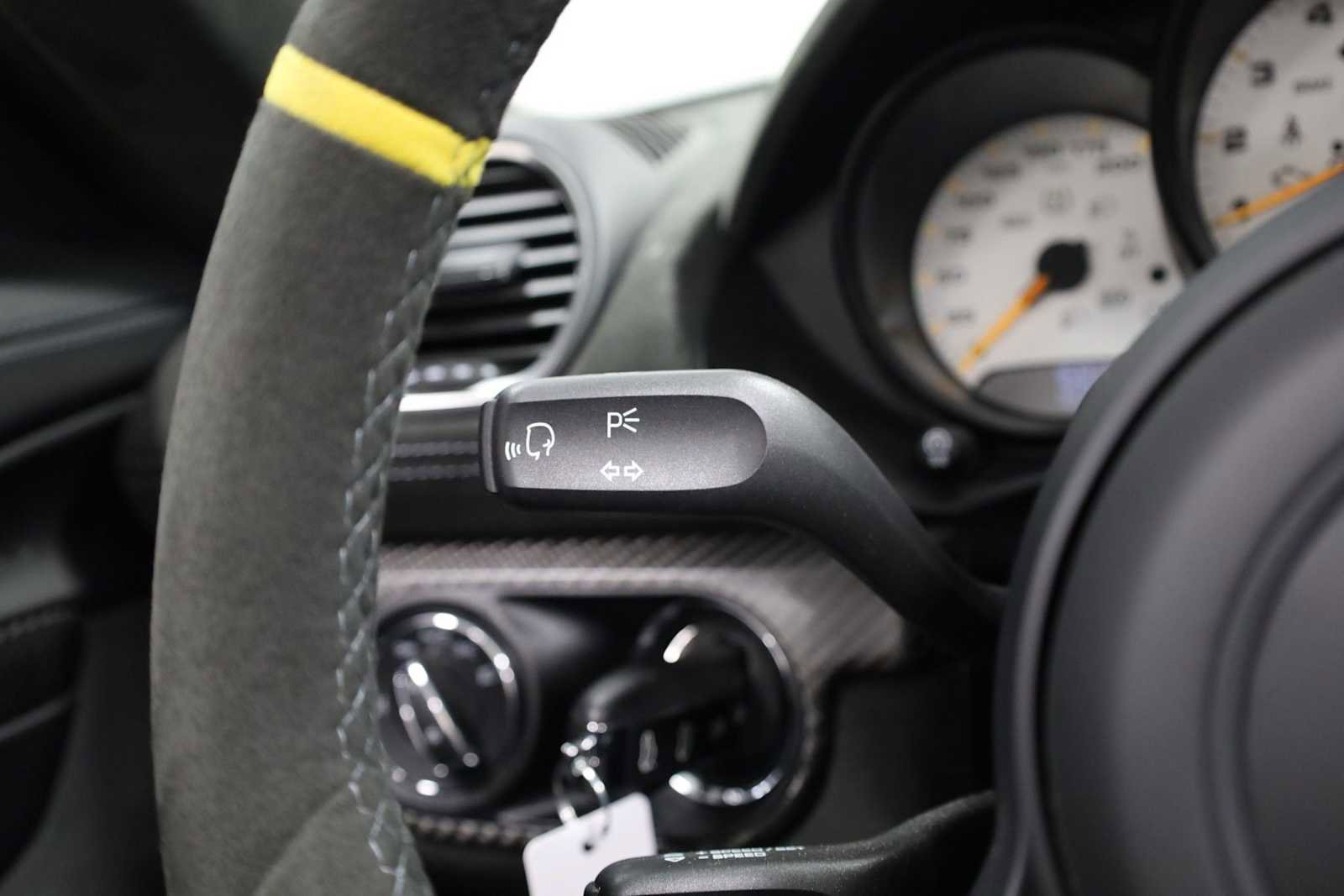 Used 2025 Porsche 718 Boxster Spyder RS image 30