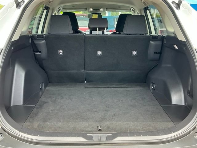 Used 2023 Toyota RAV4 LE FWD image 6