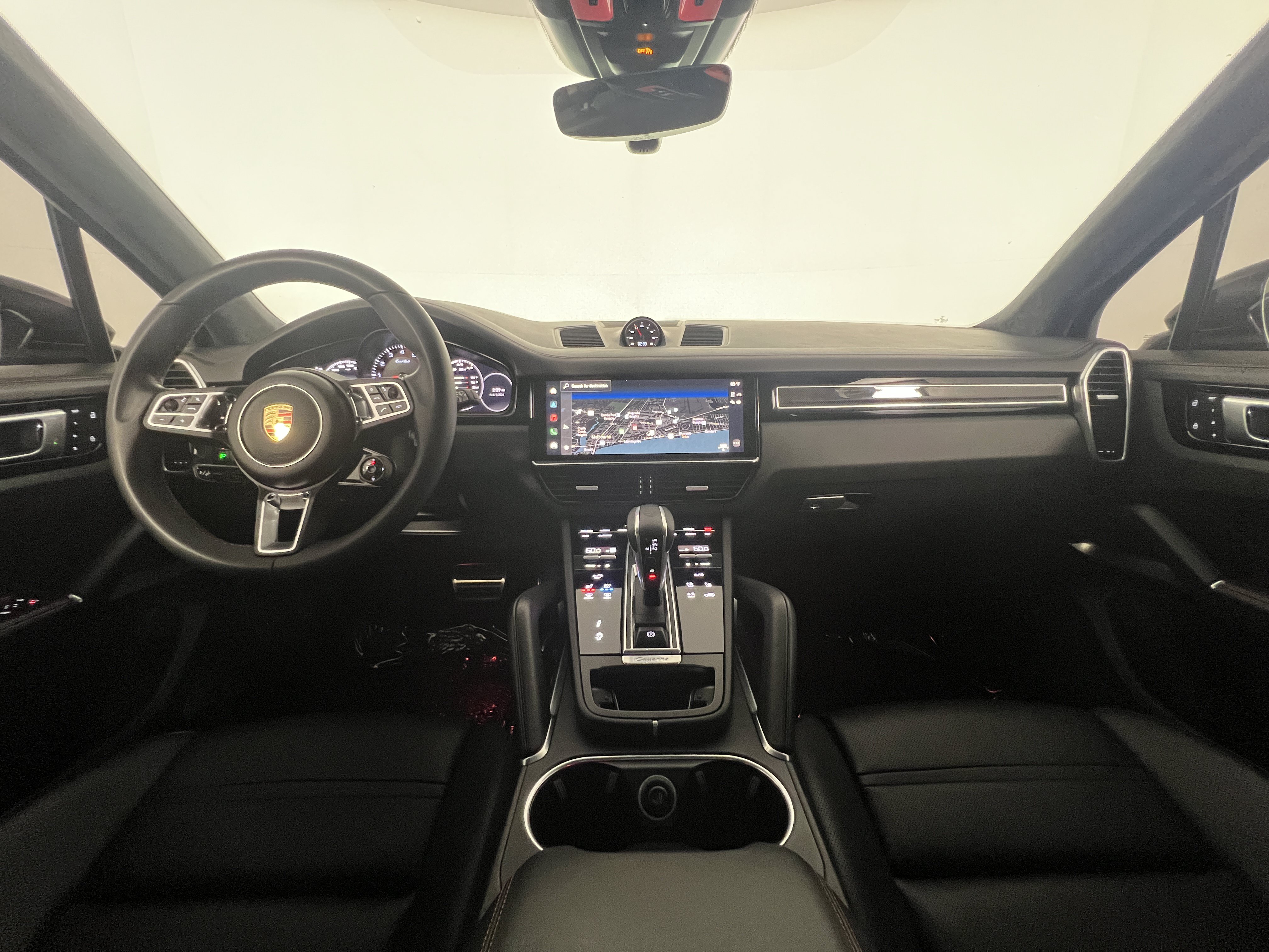 Certified 2023 Porsche Cayenne Turbo AWD/4WD image 13