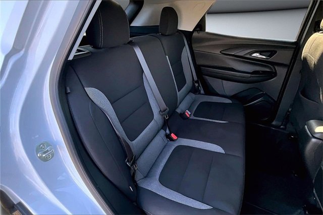 Used 2024 Chevrolet TrailBlazer LT image 24